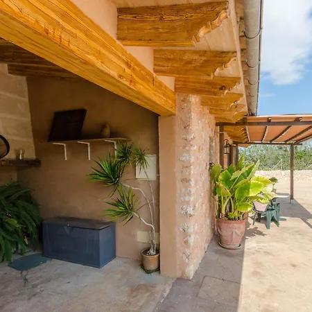 Yourhouse Son Sitges Hébergement de vacances *